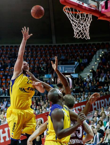 法与传统中 法与传统中