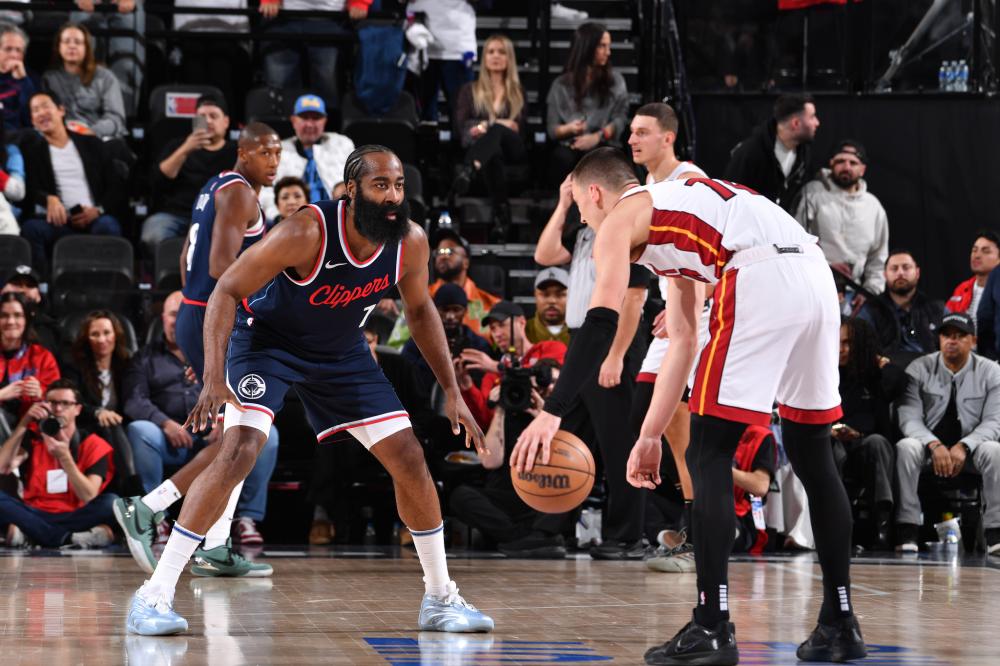 人强势领先 人强势领先